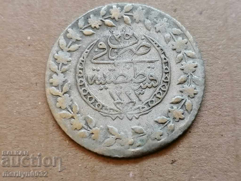 Auction Ottoman coin 3.1 grams of silver 465/1000 Mahmud 2nd Auction Ottoman coin 3.1 grams of silver 465/1000 Mahmud 2nd