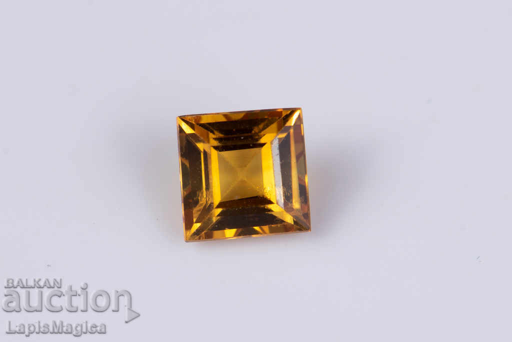 Yellow sapphire 0.7ct 4.4mm only heated