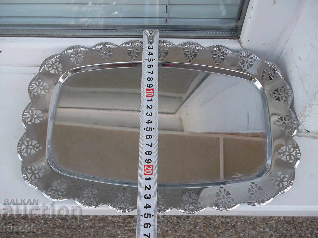 Auction Serving trays metal Auction Serving trays metal