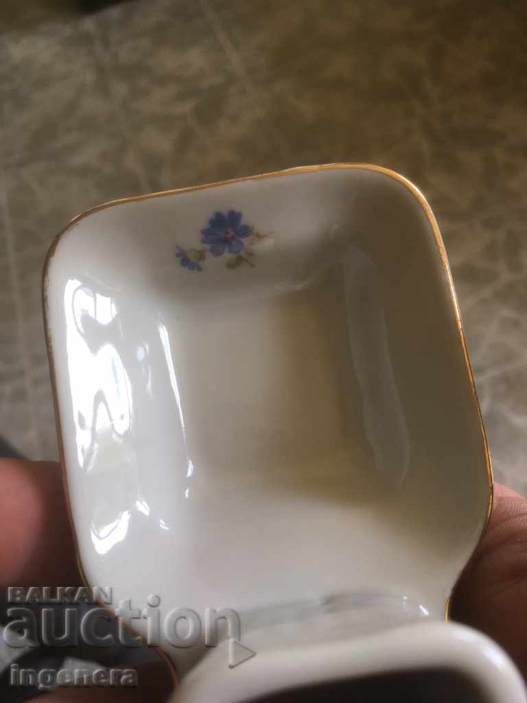 Livrarea SĂRĂ PORCELANĂ SĂRĂ PIPRĂ ANTIC BULGARIA