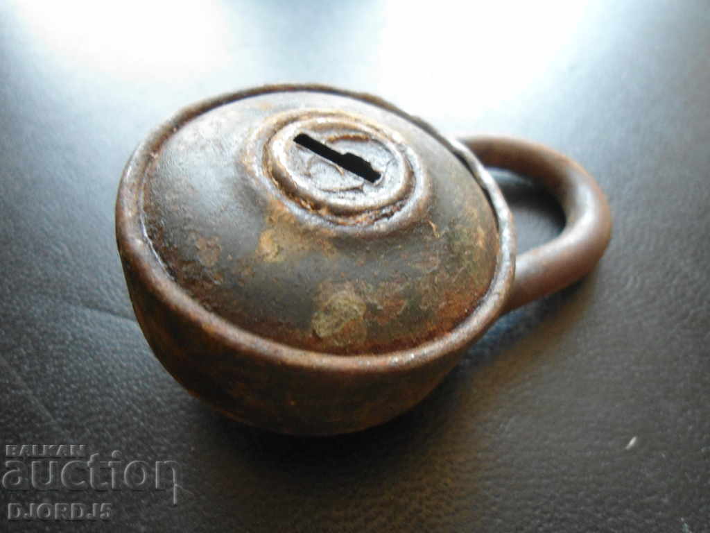 Δημοπρασία παλιά λουκέτο