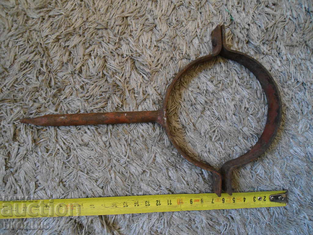 Delivery of Old forged iron Delivery of Old forged iron