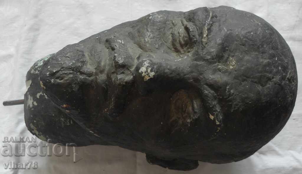 Licitație Bust din ipsos al lui Lenin