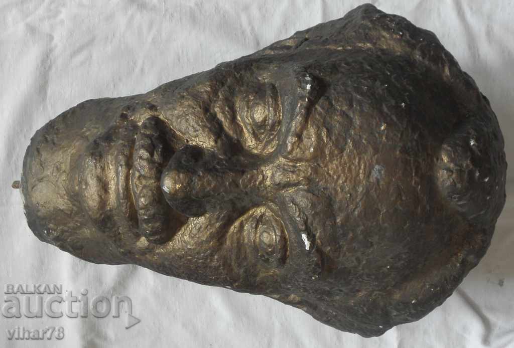 Plaster bust of Georgi Dimitrov with price 159.99 BGN | € 81.80 Plaster bust of Georgi Dimitrov with price 159.99 BGN | € 81.80