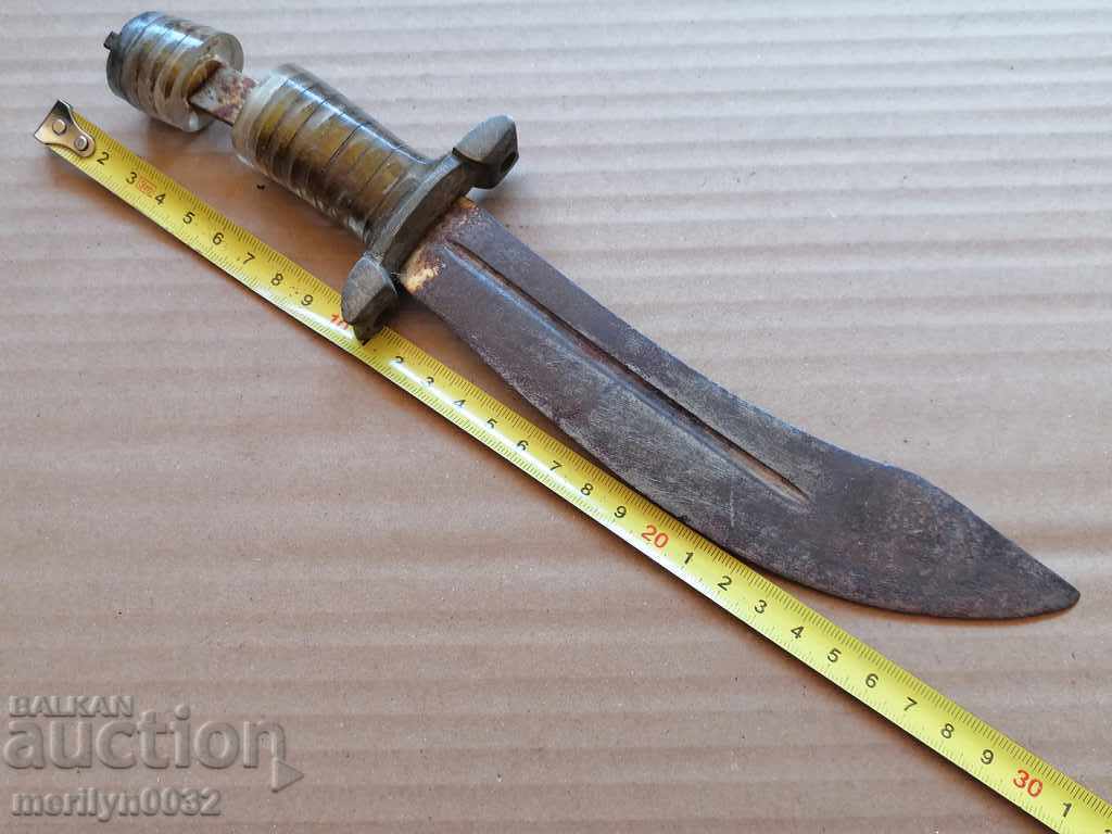 Old knife dagger hanjar blade guard with price 69.00 BGN | € 35.28 Old knife dagger hanjar blade guard with price 69.00 BGN | € 35.28