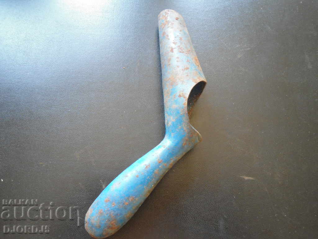 Old tool with price 4.00 BGN | € 2.05 Old tool with price 4.00 BGN | € 2.05