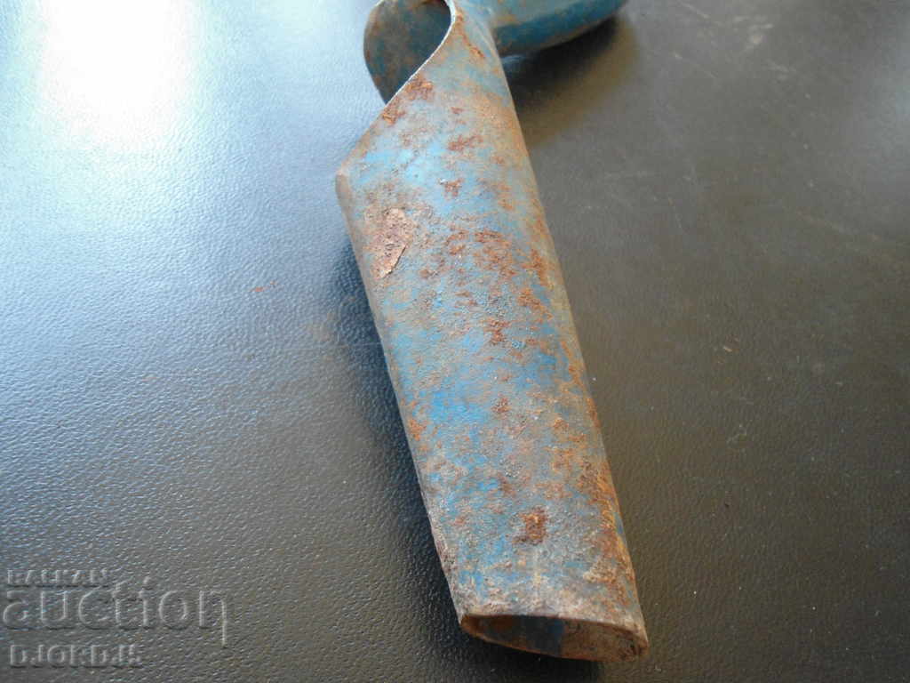 Auction Old tool Auction Old tool