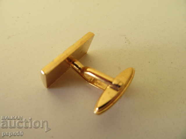 Auction BEAUTIFUL MALE BUTTONS by P.Laurence Auction BEAUTIFUL MALE BUTTONS by P.Laurence