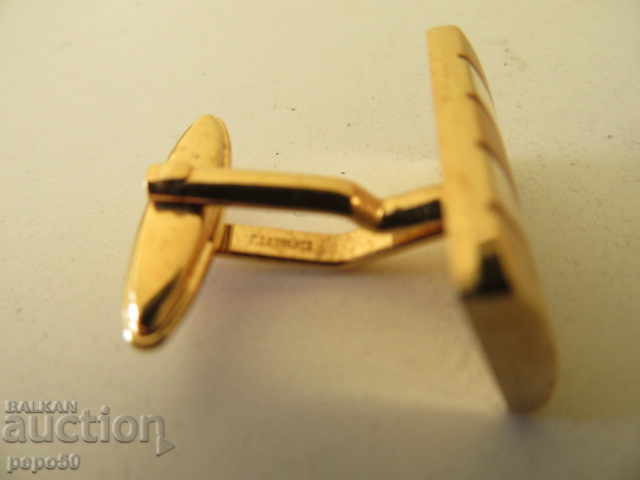 Delivery of BEAUTIFUL MALE BUTTONS by P.Laurence Delivery of BEAUTIFUL MALE BUTTONS by P.Laurence