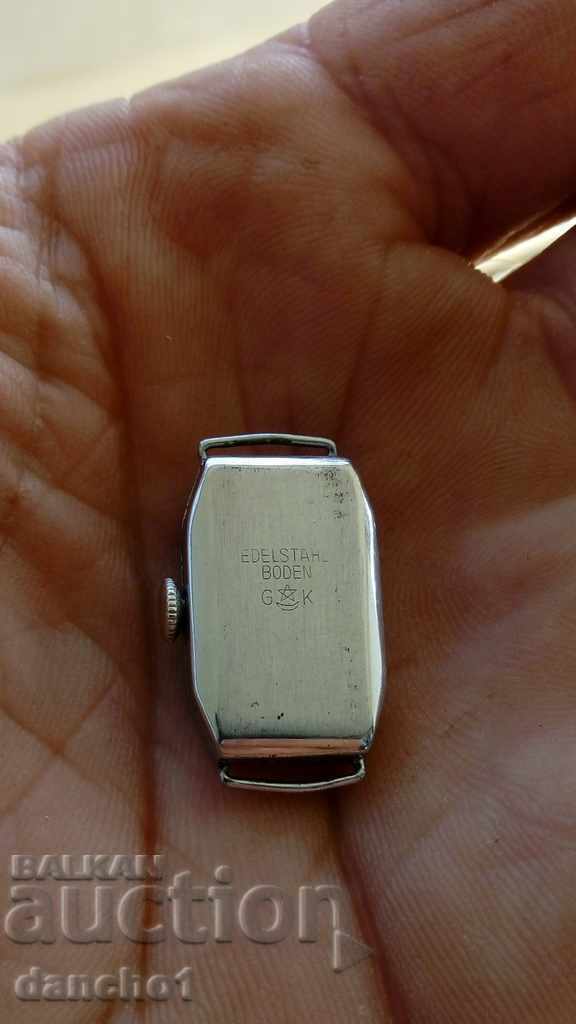 Delivery of MARS women's watch Delivery of MARS women's watch