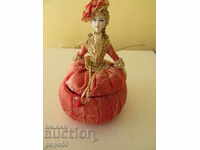 CUTIE-PĂPUȘĂ PENTRU BIJUTERII, LUCRARE MANUALĂ FRUMOASĂ