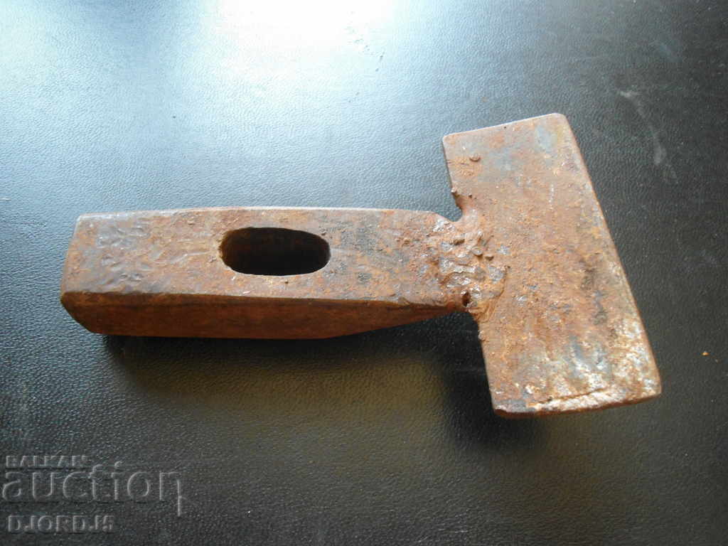 Auction Old tool, hammer Auction Old tool, hammer