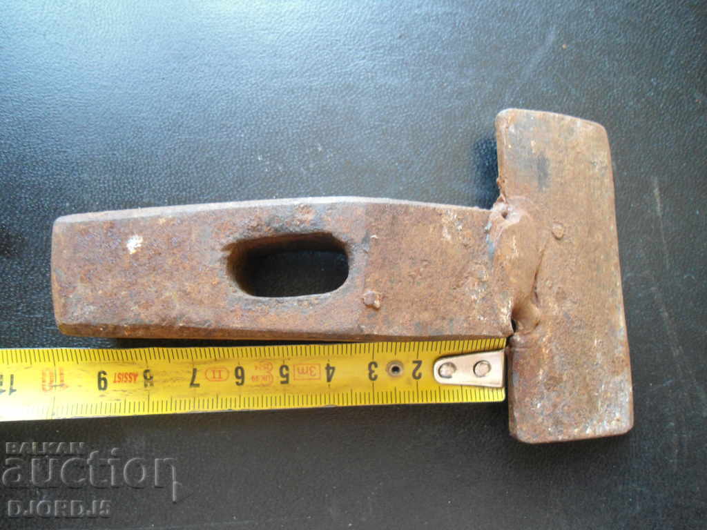 Delivery of Old tool, hammer Delivery of Old tool, hammer