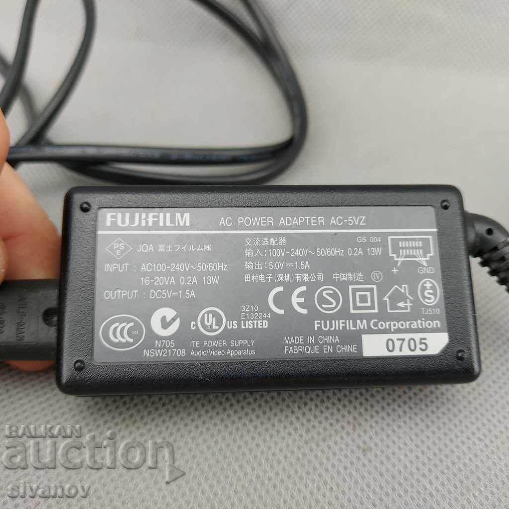Παράδοση Φορτιστής για κάμερα Fujifilm AC-5VZ B0127 Παράδοση Φορτιστής για κάμερα Fujifilm AC-5VZ B0127