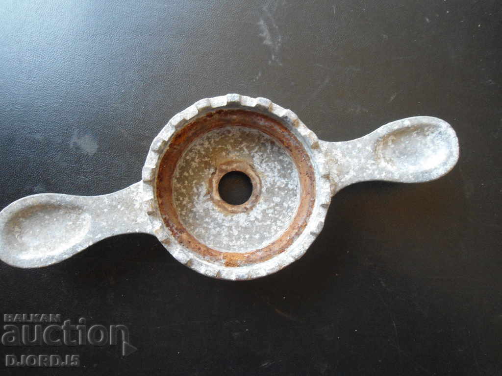 An old sealer with price 3.00 BGN | € 1.53 An old sealer with price 3.00 BGN | € 1.53