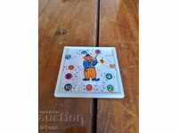 Un vechi joc de copii, stivuire țiglă, stivuire