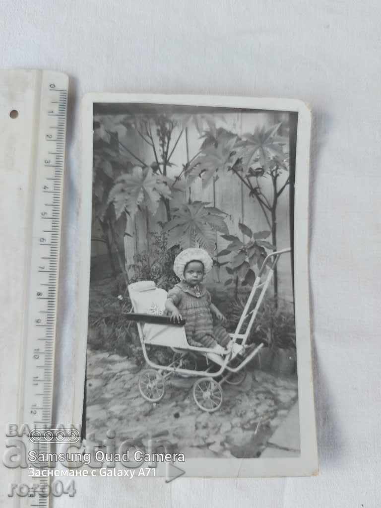 CHILD - RETRO STROLLER with price 10.00 BGN | € 5.11 CHILD - RETRO STROLLER with price 10.00 BGN | € 5.11