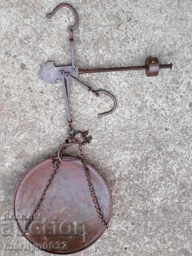 Delivery of Kantar 10 kg Gabrovo Palantsa weighing scale, beginning of the 20th century Delivery of Kantar 10 kg Gabrovo Palantsa weighing scale, beginning of the 20th century