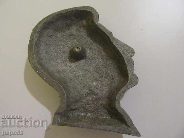 METAL HEAD OF "THE FATHER OF THE NATIONS - Y.V. STALIN" with price 30.00 BGN | € 15.34 METAL HEAD OF "THE FATHER OF THE NATIONS - Y.V. STALIN" with price 30.00 BGN | € 15.34