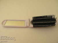 FOLDING WOMEN'S COMB WITH MIRROR