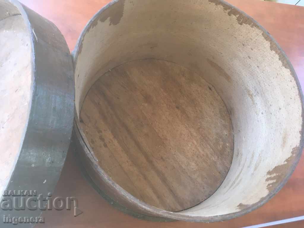 Auction KRINA SHINIK DISH WOOD ANTIQUE WITH LID Auction KRINA SHINIK DISH WOOD ANTIQUE WITH LID