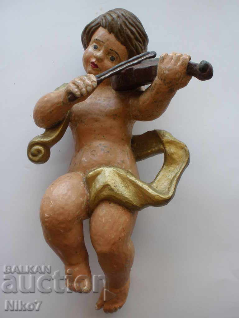 Auction Very old, wooden figure. Auction Very old, wooden figure.