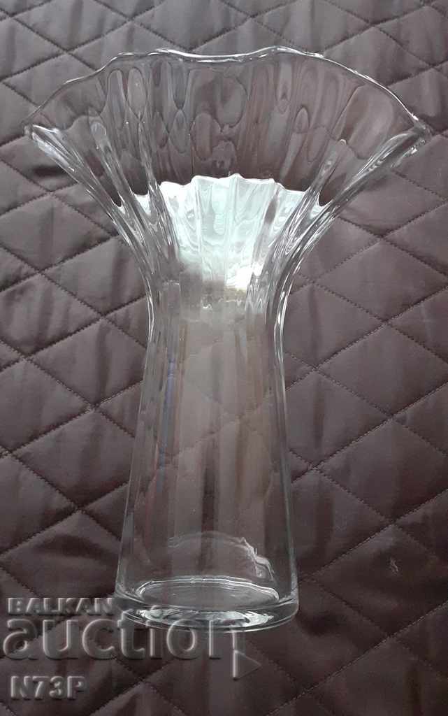 BEAUTIFUL VASE. HANDMADE. with price 14.00 BGN | € 7.16 BEAUTIFUL VASE. HANDMADE. with price 14.00 BGN | € 7.16