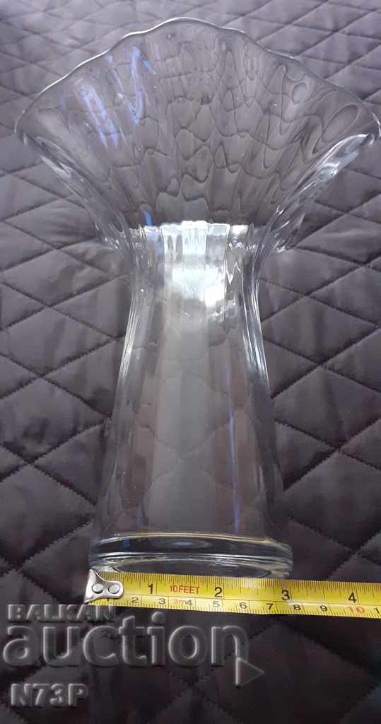 BEAUTIFUL VASE. HANDMADE. - 6 BEAUTIFUL VASE. HANDMADE. - 6