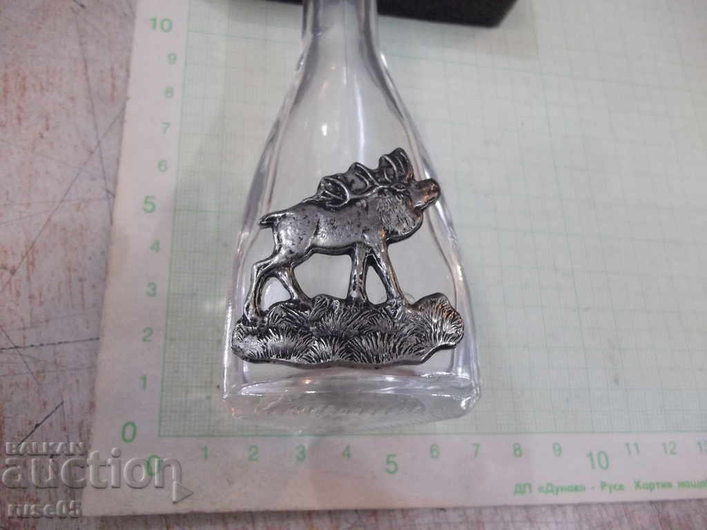 Шише с порцеланова клапа за затваряне и метална апликация с цена 20.00 лв. | € 10.23 Шише с порцеланова клапа за затваряне и метална апликация с цена 20.00 лв. | € 10.23