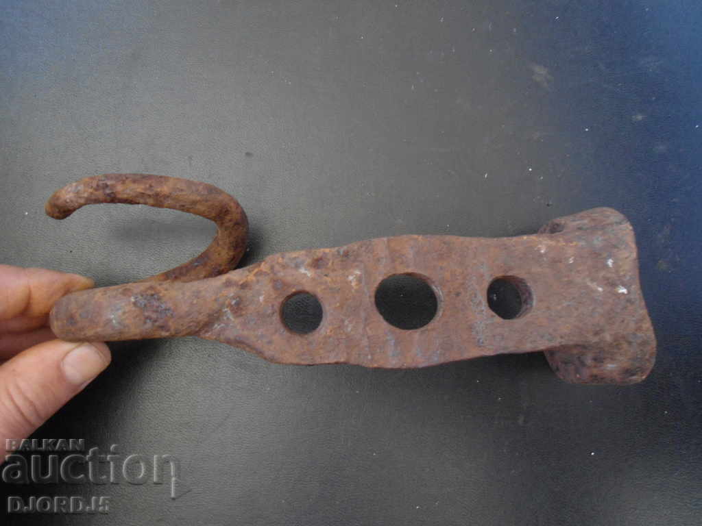 Auction Old wrought iron Auction Old wrought iron