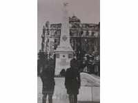 MONUMENTUL Războiului Mondial II RUINĂ FOTO MILITAR FOTO