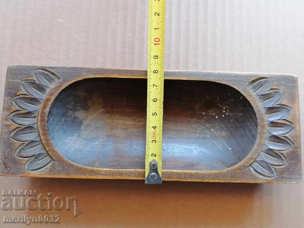 Auction Old wooden trough trough wooden night basin, digging Auction Old wooden trough trough wooden night basin, digging