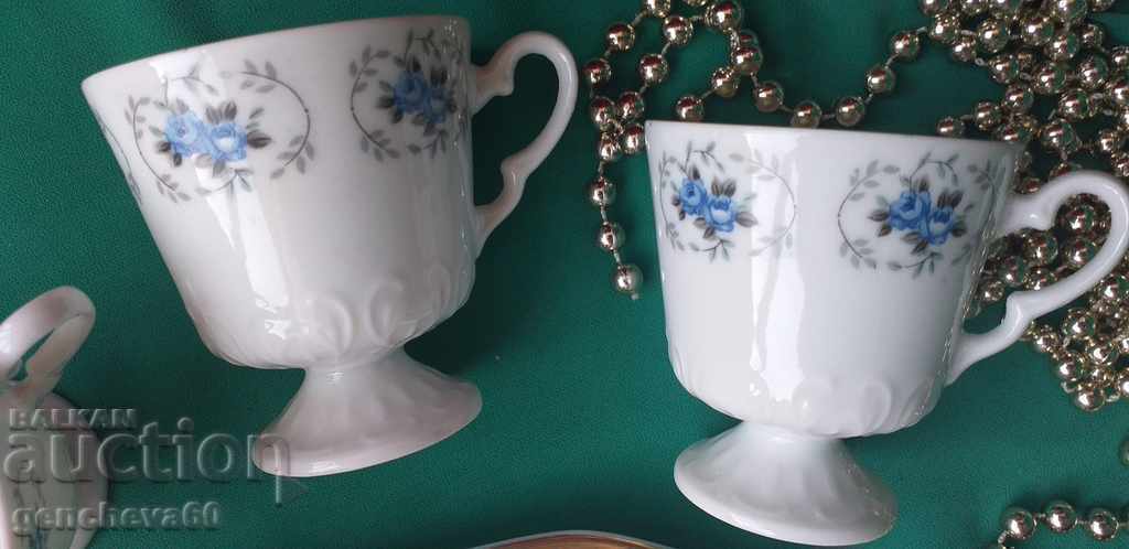 Cești frumoase de cafea cu scaun, tavă de porțelan - 7