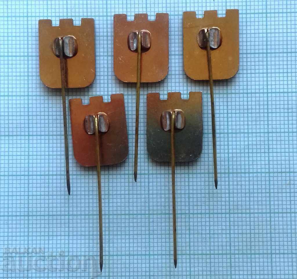 Auction  10483 Badge - Get to know the socialist homeland - LOT 5 pcs.