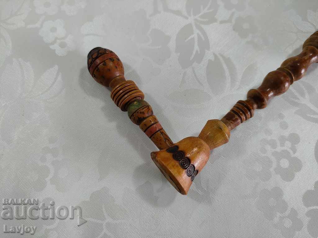 Auction An old big wooden cigarette Auction An old big wooden cigarette