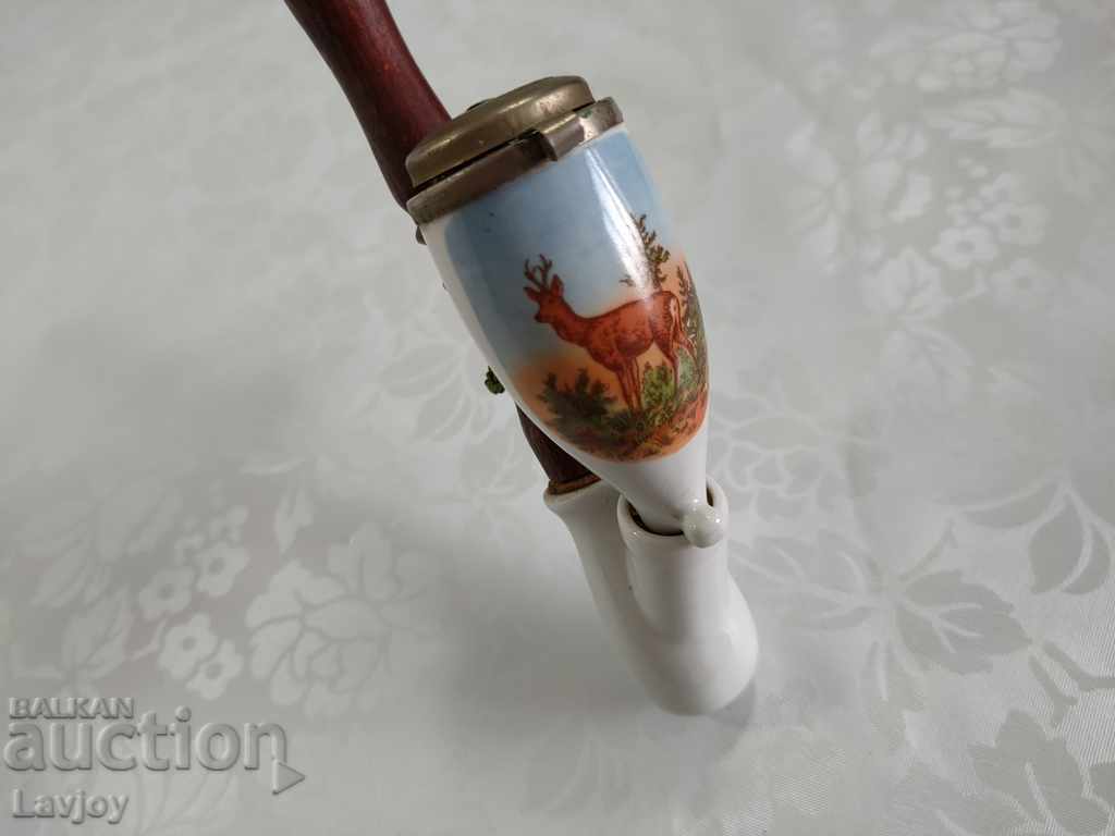 Old large porcelain pipe Hunting scene with price 120.00 BGN | € 61.36 Old large porcelain pipe Hunting scene with price 120.00 BGN | € 61.36
