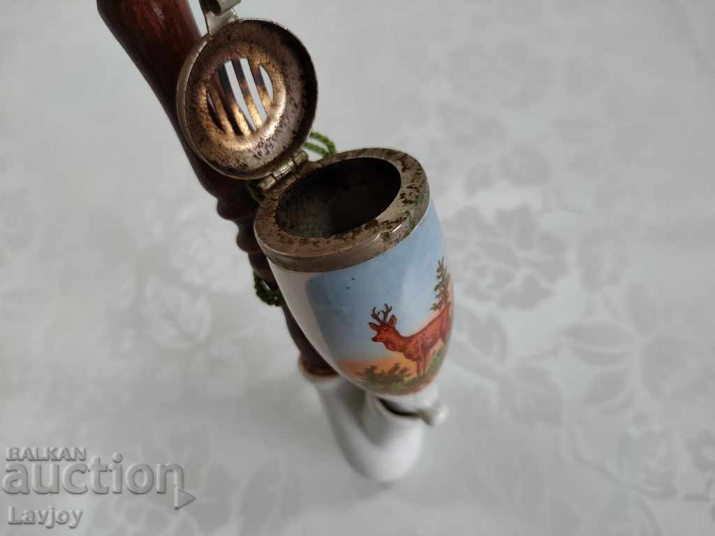 Delivery of Old large porcelain pipe Hunting scene Delivery of Old large porcelain pipe Hunting scene