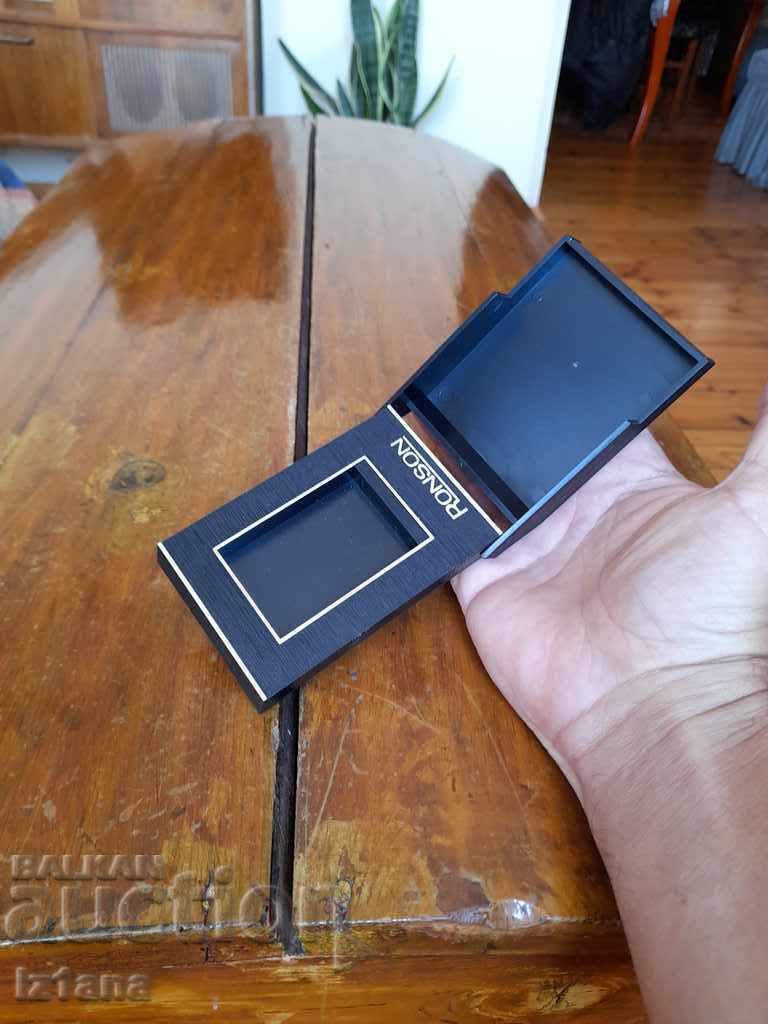 Old Ronson lighter box - 6 Old Ronson lighter box - 6