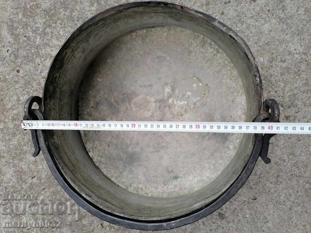 Auction Old Harania copper vessel 5.7kg large copper copper boiler Auction Old Harania copper vessel 5.7kg large copper copper boiler