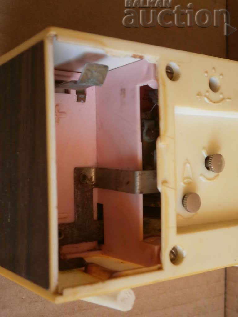 Auction retro clock glory Auction retro clock glory