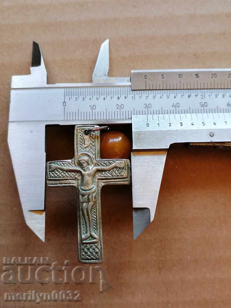 Delivery of Silver cross, carved cross, amber bead, from a grandmother, a Hadji