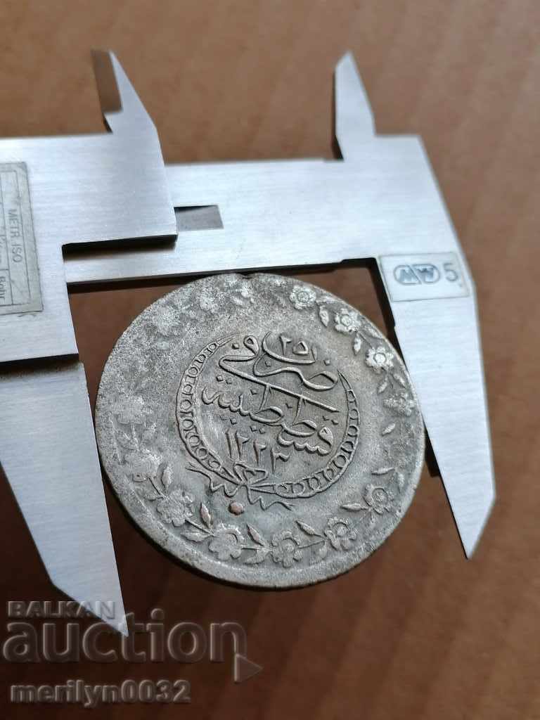Delivery of Ottoman coin 16.4 grams of silver 465/1000 Mahmud 2nd Delivery of Ottoman coin 16.4 grams of silver 465/1000 Mahmud 2nd