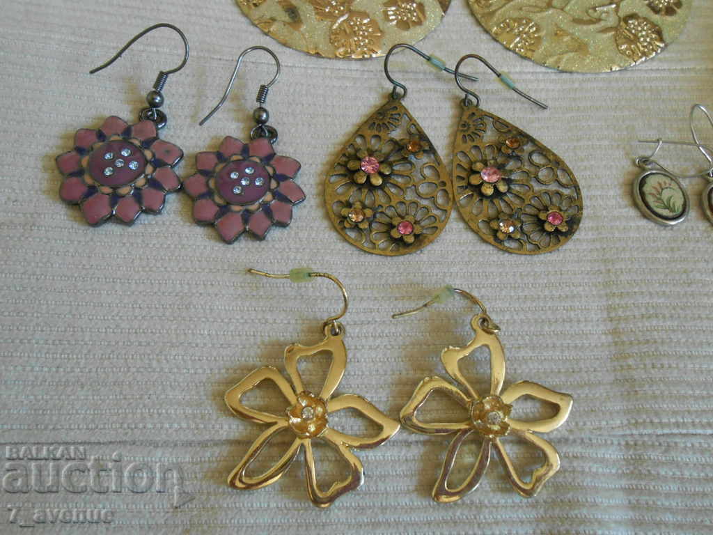 LOT earrings earrings - interesting, see for yourself (6 pieces) with price 18.00 BGN | € 9.20 LOT earrings earrings - interesting, see for yourself (6 pieces) with price 18.00 BGN | € 9.20