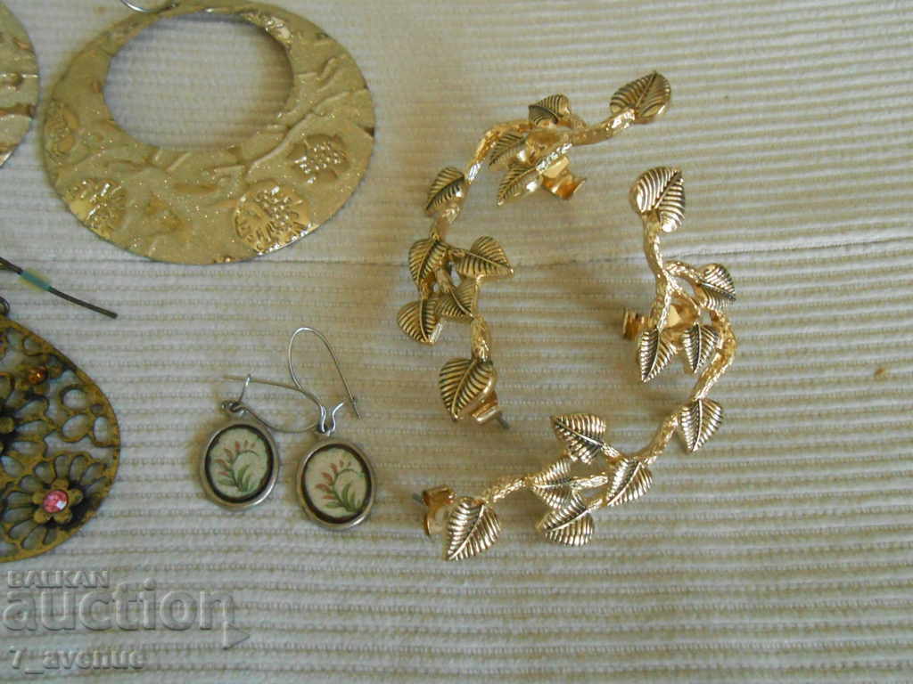 Delivery of LOT earrings earrings - interesting, see for yourself (6 pieces) Delivery of LOT earrings earrings - interesting, see for yourself (6 pieces)