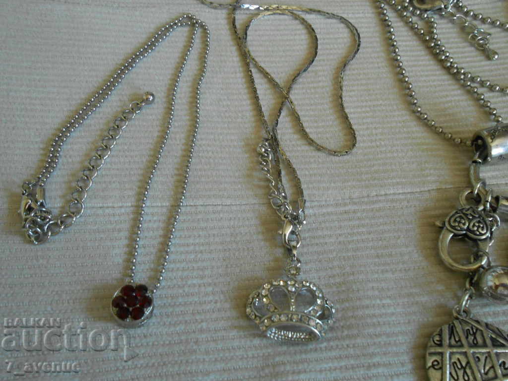 Delivery of LOT necklaces necklaces jewelry - interesting, see for yourself Delivery of LOT necklaces necklaces jewelry - interesting, see for yourself