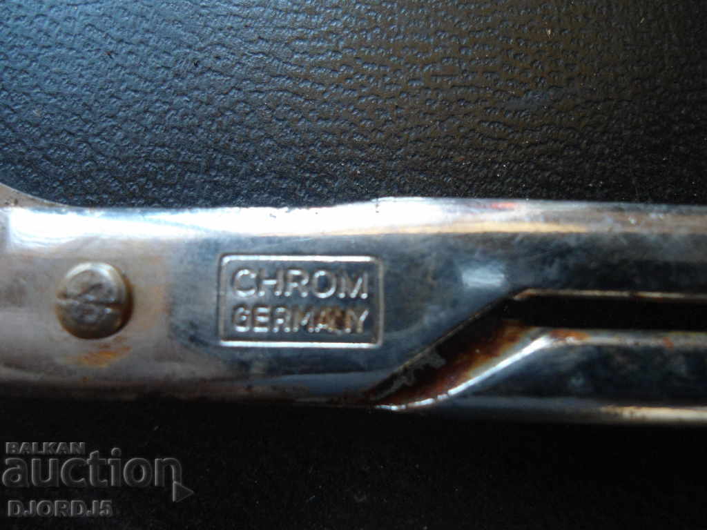 Old scissors, CHROM GERMANY with price 3.00 BGN | € 1.53 Old scissors, CHROM GERMANY with price 3.00 BGN | € 1.53