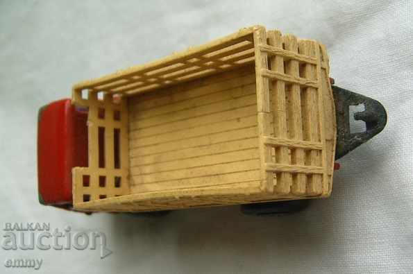Delivery of Model toy truck Matchbox Matchbox Lesney England 1976