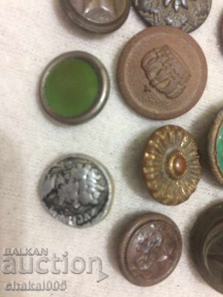 Delivery of Old military buttons Delivery of Old military buttons