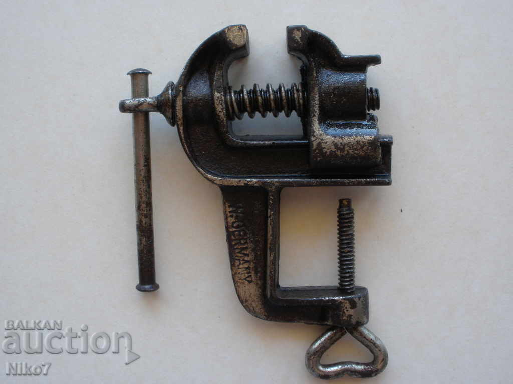 Auction Old, small vise - West Germany Auction Old, small vise - West Germany