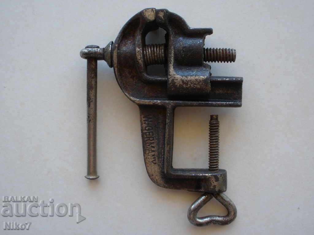 Old, small vise - West Germany Old, small vise - West Germany